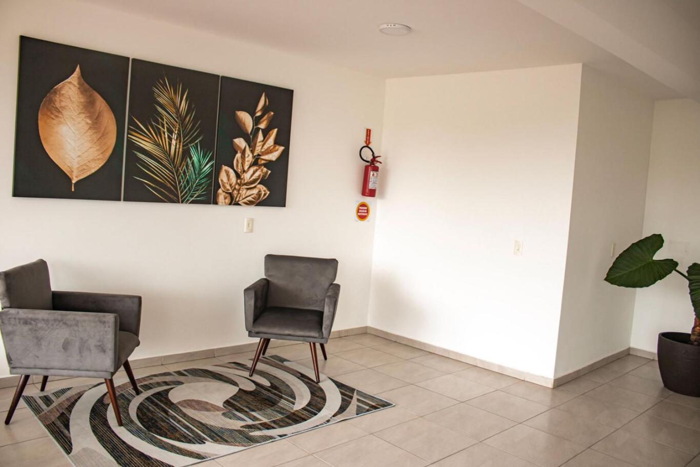 Apto Com Garagem Ate 4 Pessoas Em - Sc * Palhoca